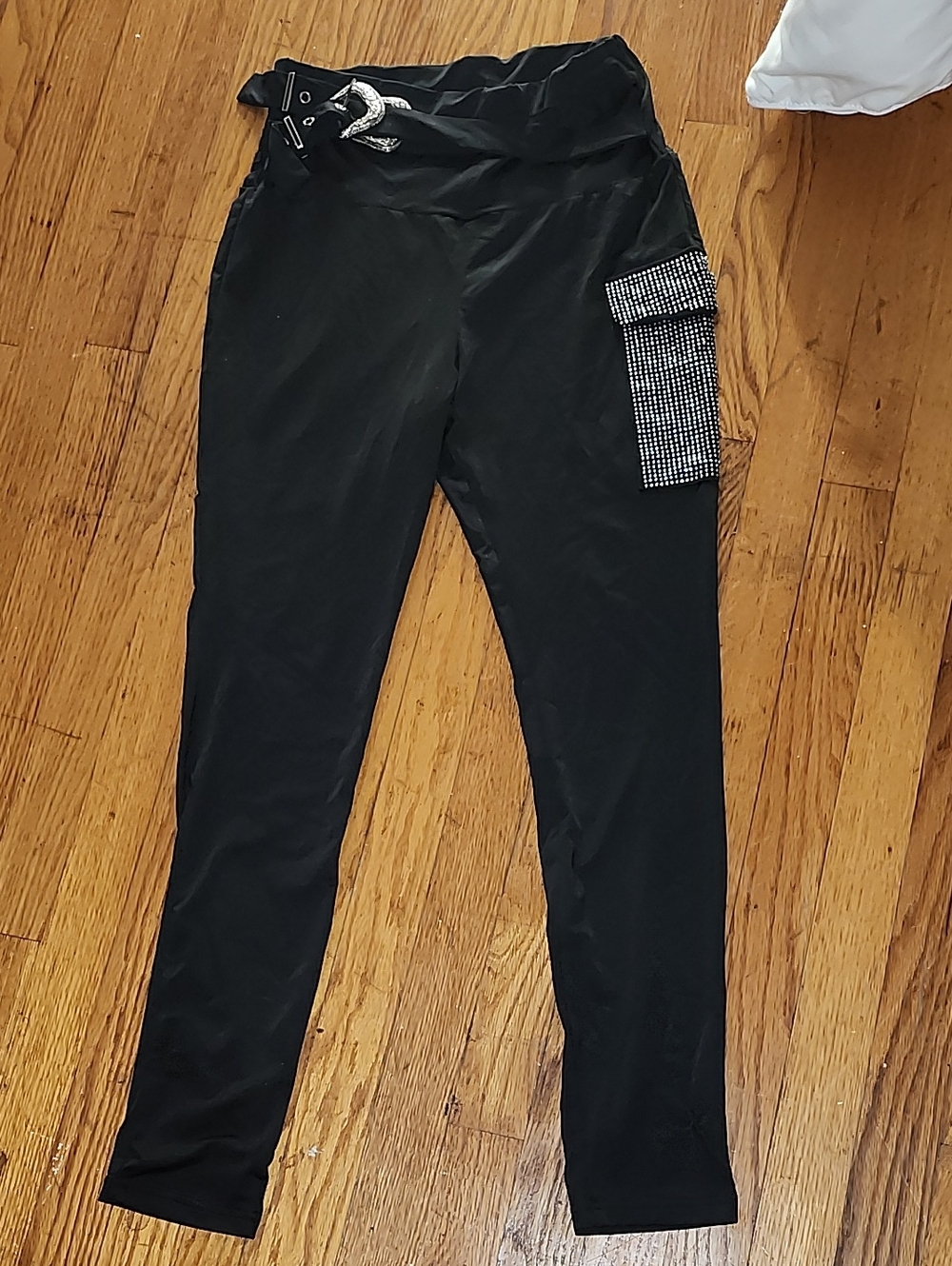 High-Rise Black Leggings with Rhinestone Cargo Pocket and Decorative Belt